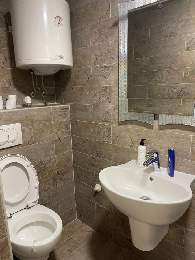 Ribnica Apartment พอดโกริกา ภายนอก รูปภาพ